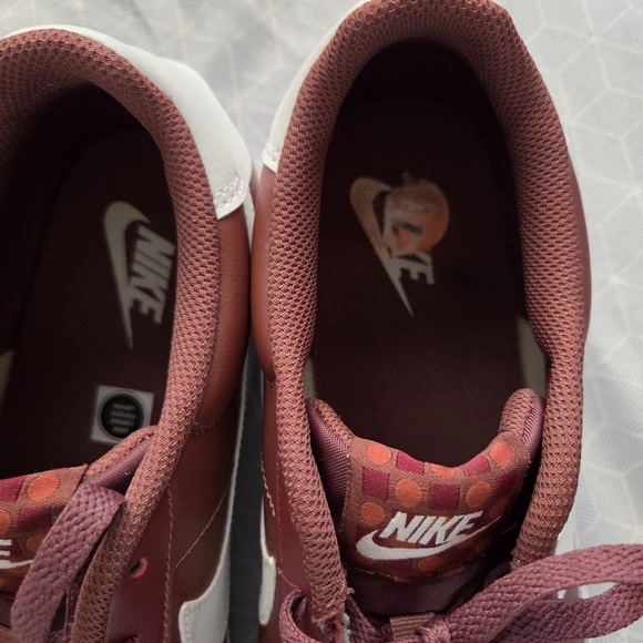 Nike Blazer Leather Maroon and White Sneakers Size 11 Worn Once 🎉 HP 🎉 - Picture 6 of 10